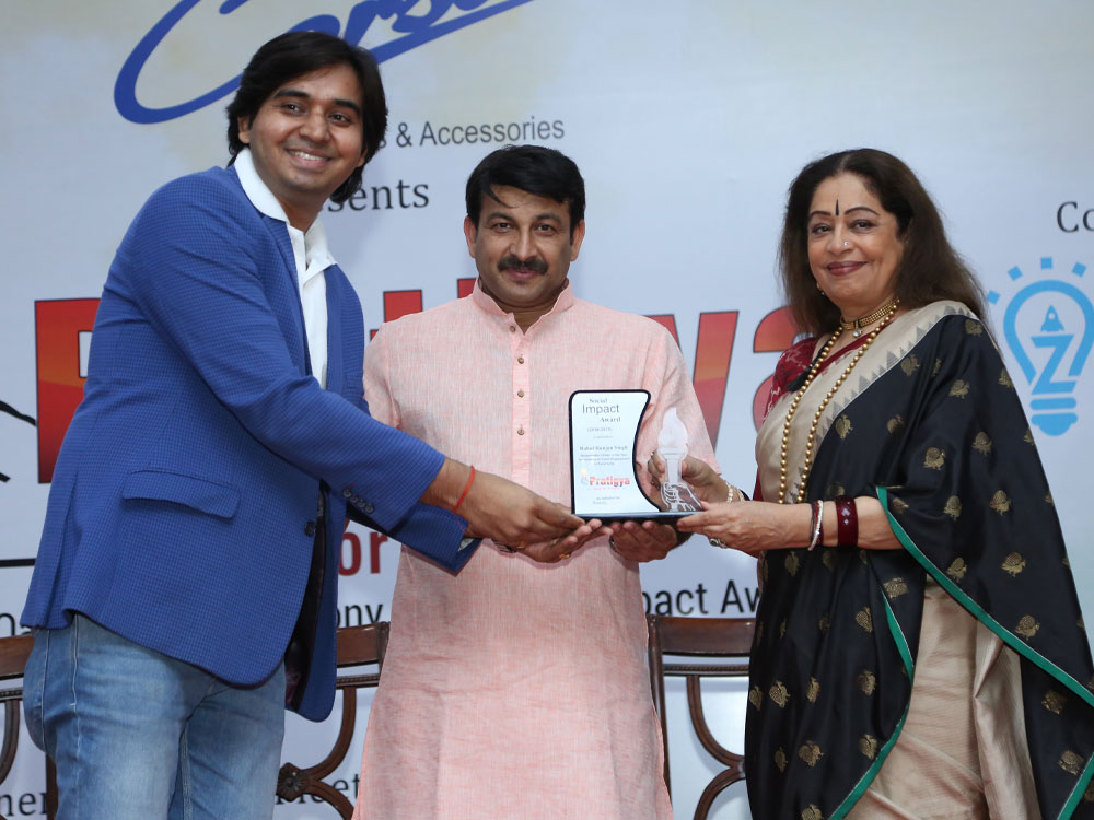 Mr. Rahul Ranjan Singh receives Responsible Citizen of the Year Honour at Social Impact Awards